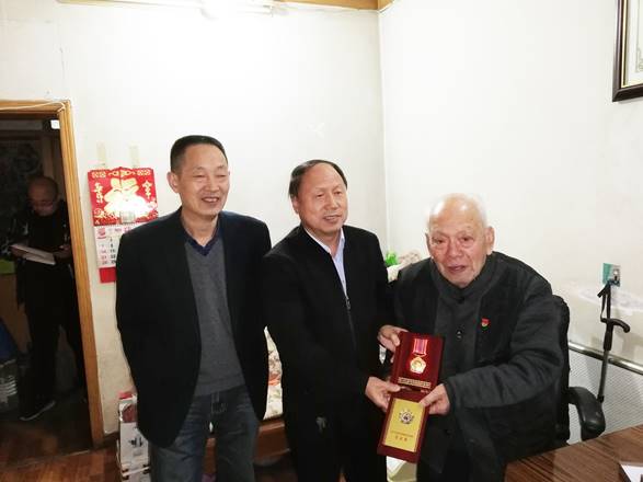 315a3aaeb02f27dbb5bbc3976f4e2d5d.jpg image002.jpg