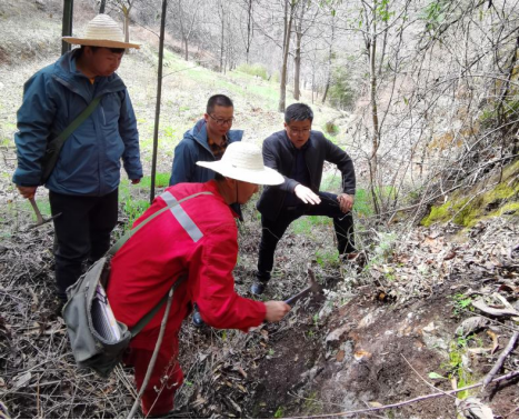 d1c752f89c9ffd2efa4acfa320aeb9c0.png 綜合地質(zhì)大隊(duì)新聞稿件審批表2022--87642.png