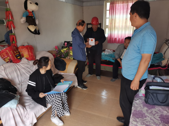 34d672f1090cb1c1abf0931b3338c29f.png 綜合地質(zhì)大隊(duì)新聞稿件審批表2022--190969.png