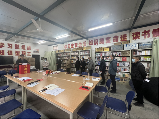 2dbd9fd6def2e4e10483761c5df860e4.png 綜合地質(zhì)大隊(duì)新聞稿件審批表2023--82698.png